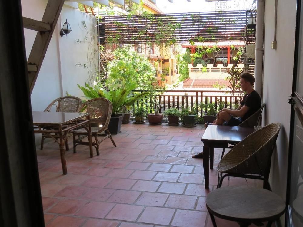 Goldie Guesthouse Phnom Penh Exterior foto