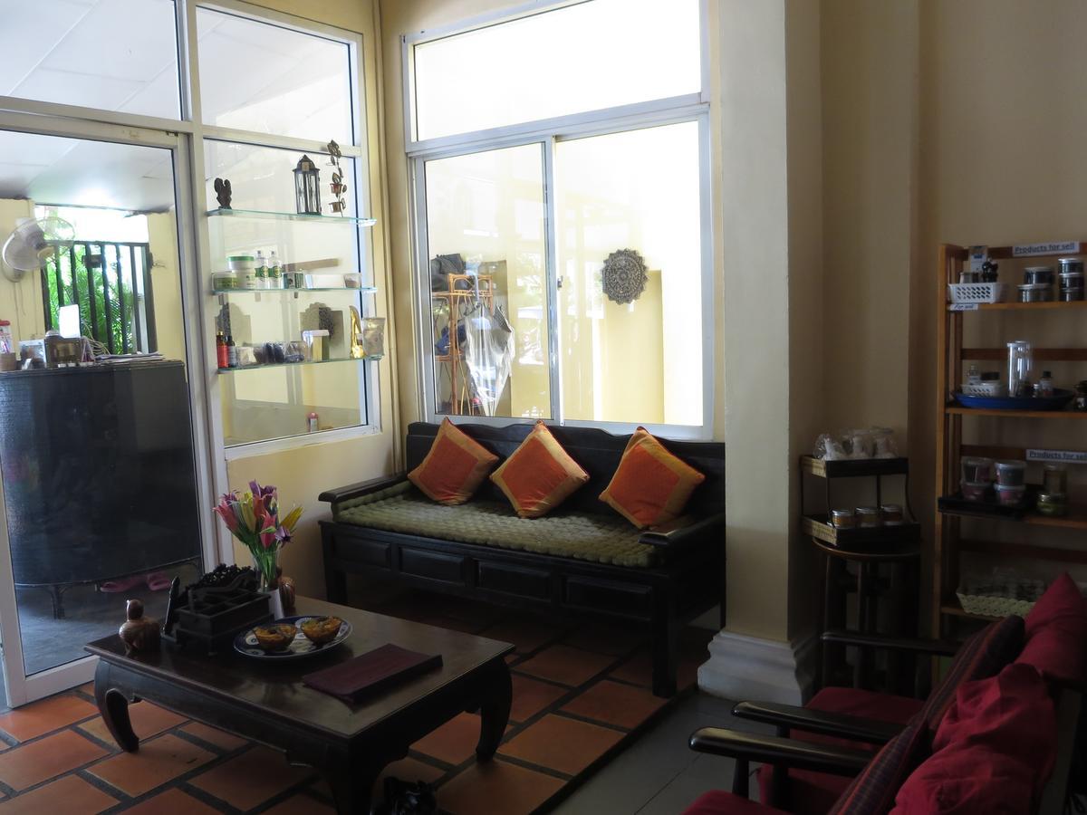 Goldie Guesthouse Phnom Penh Exterior foto