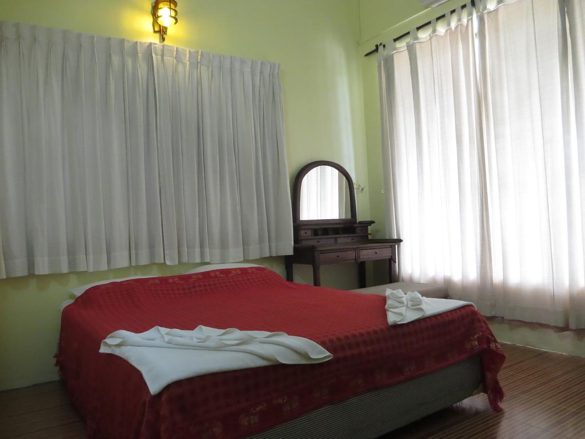 Goldie Guesthouse Phnom Penh Exterior foto
