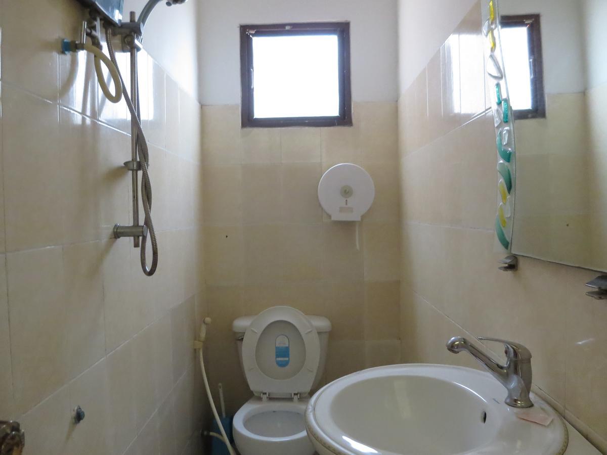 Goldie Guesthouse Phnom Penh Exterior foto