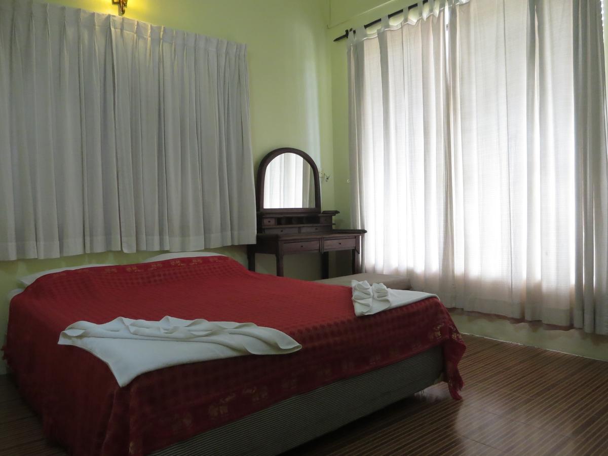 Goldie Guesthouse Phnom Penh Exterior foto