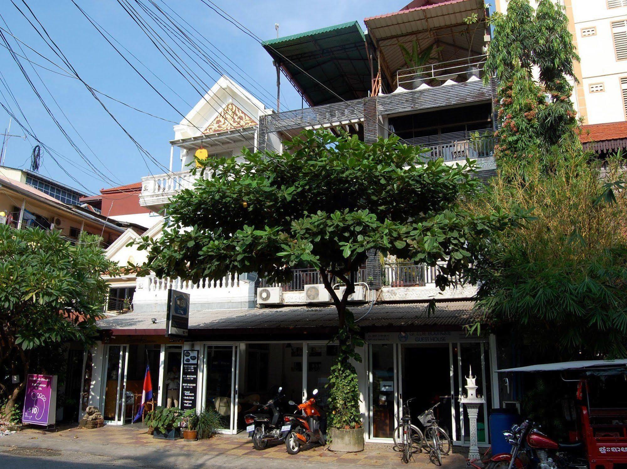 Goldie Guesthouse Phnom Penh Exterior foto